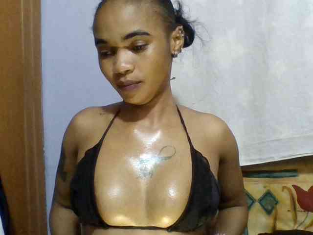 Girls-next-door webcam
