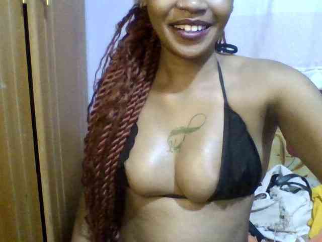 Girls-next-door webcam