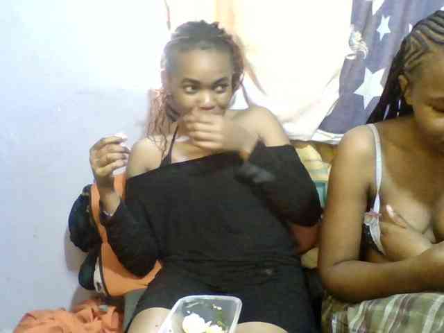 Girls-next-door webcam