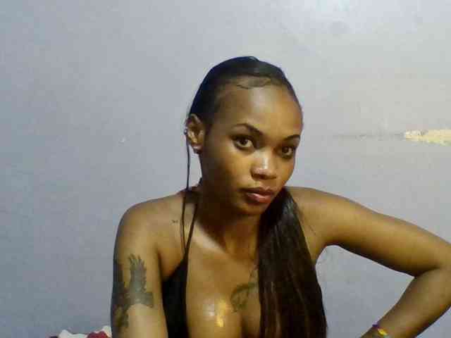 Girls-next-door webcam