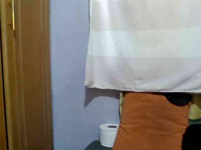 Girls-next-door webcam