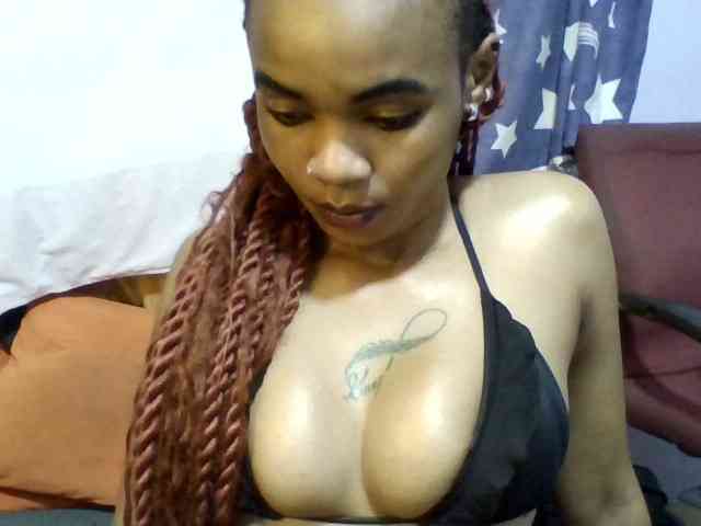 Girls-next-door webcam