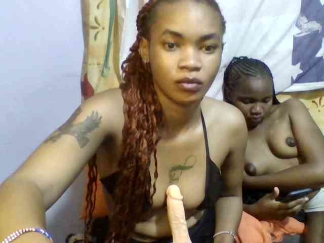 Girls-next-door webcam