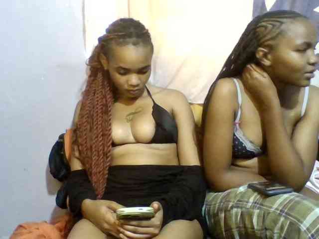 Girls-next-door webcam