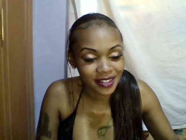 Girls-next-door webcam
