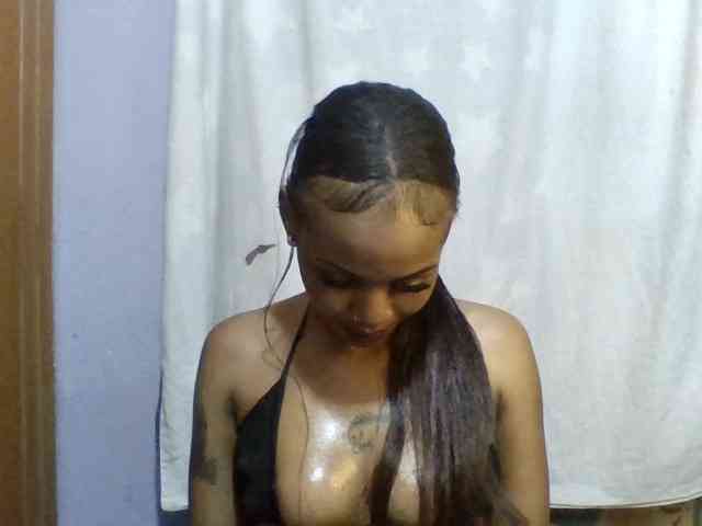 Girls-next-door webcam