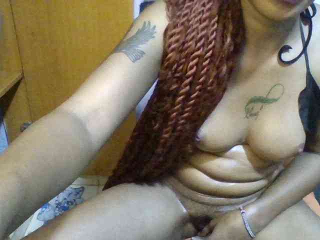 Girls-next-door webcam