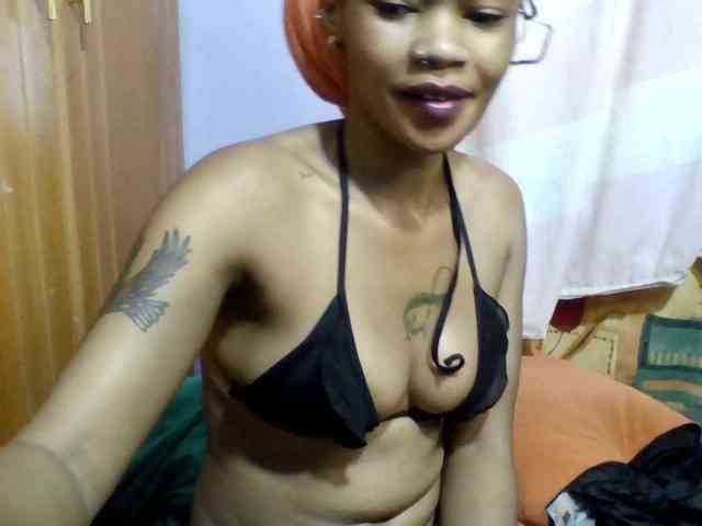 Girls-next-door webcam