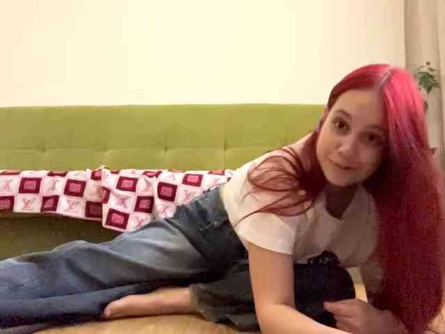 CelenaMile webcam