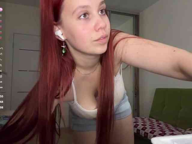CelenaMile webcam
