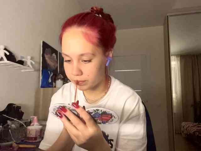 CelenaMile webcam