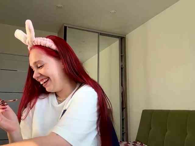 CelenaMile webcam