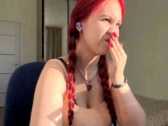 CelenaMile webcam