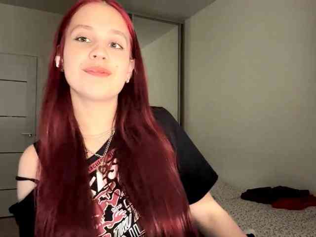 CelenaMile webcam