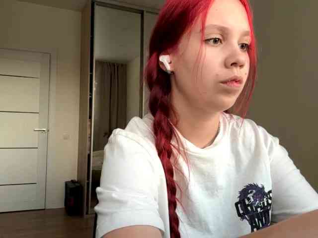 CelenaMile webcam