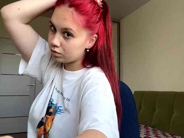 CelenaMile webcam