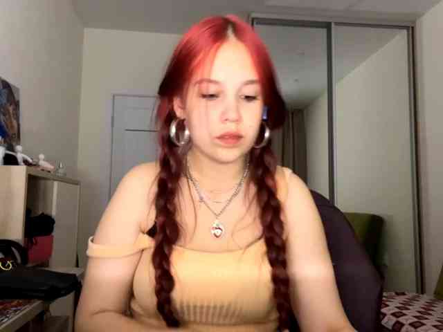 CelenaMile webcam