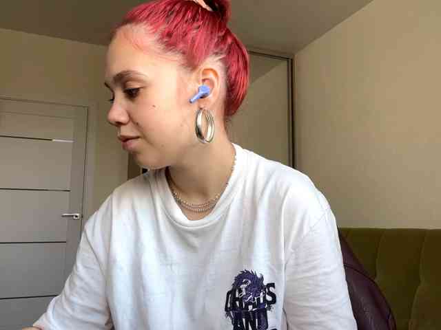 CelenaMile webcam