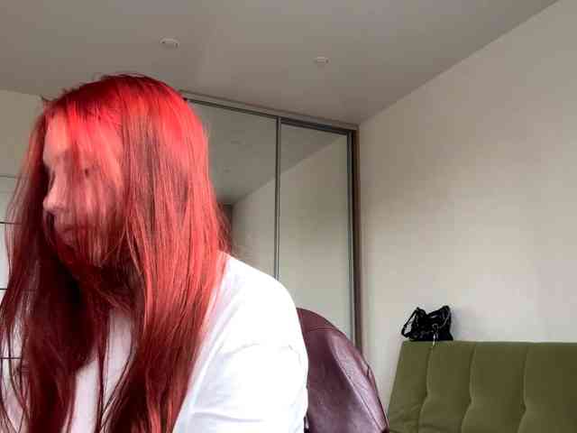 CelenaMile webcam