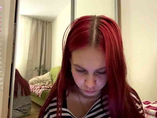 CelenaMile webcam