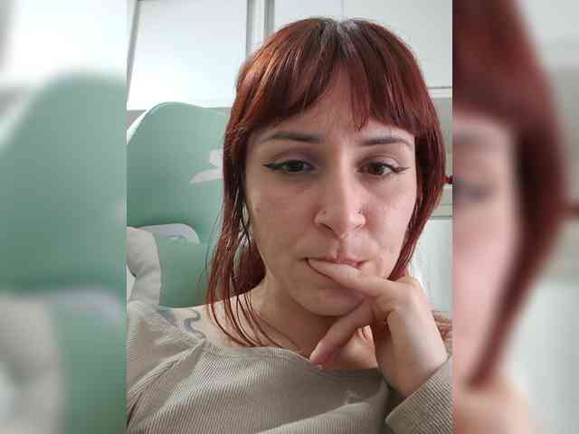 Ahrya222 webcam