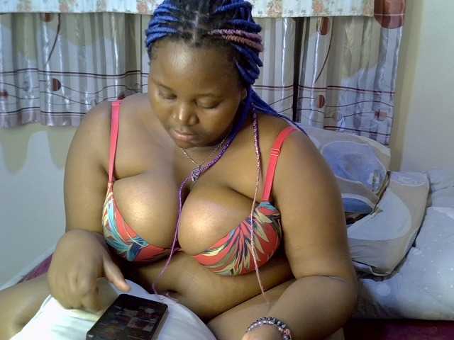 Sexydolly10 live cam on BongaCams
