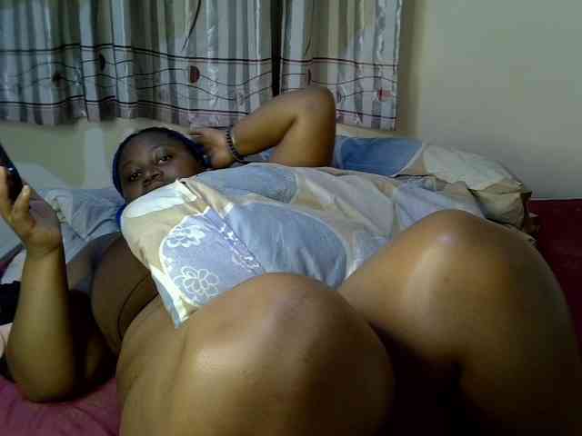 Sexydolly10 webcam