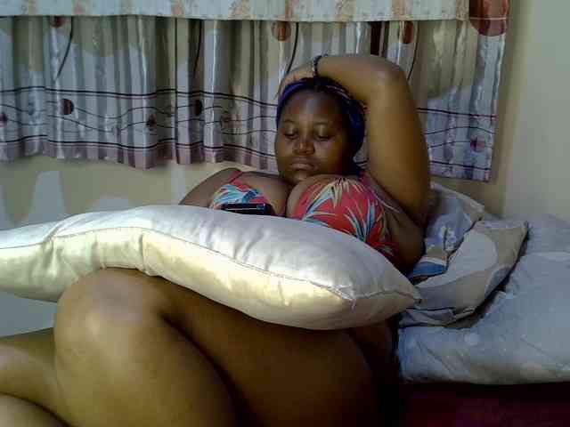 Sexydolly10 webcam
