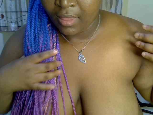 Sexydolly10 webcam