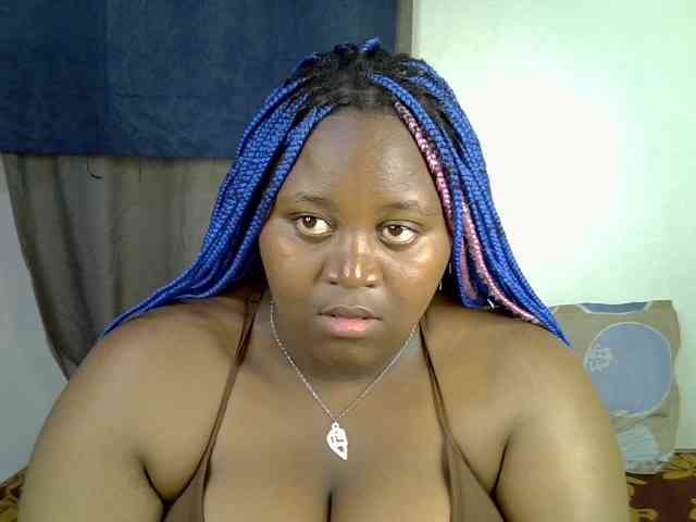 Sexydolly10 webcam