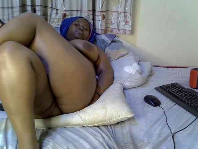 Sexydolly10 webcam