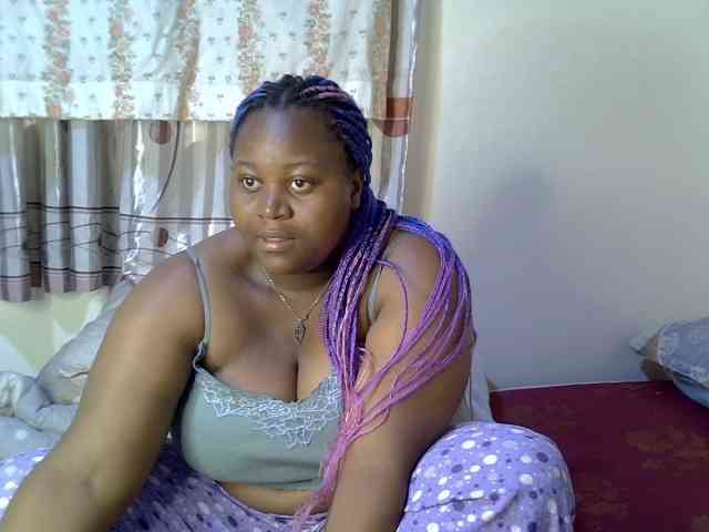 Sexydolly10 webcam