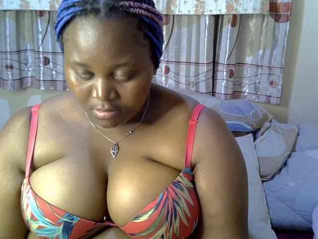 Sexydolly10 webcam