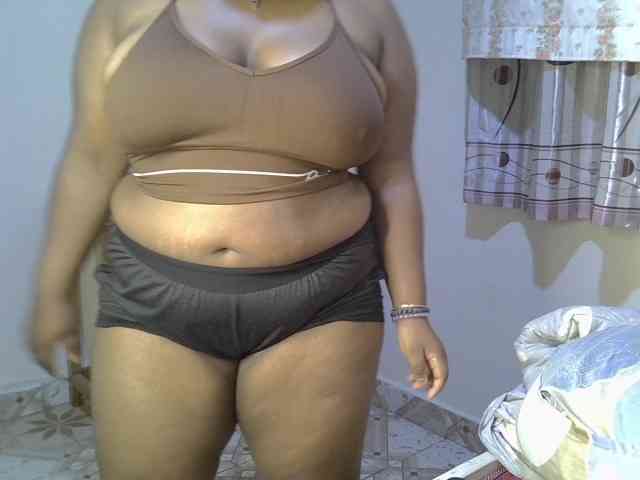 Sexydolly10 webcam