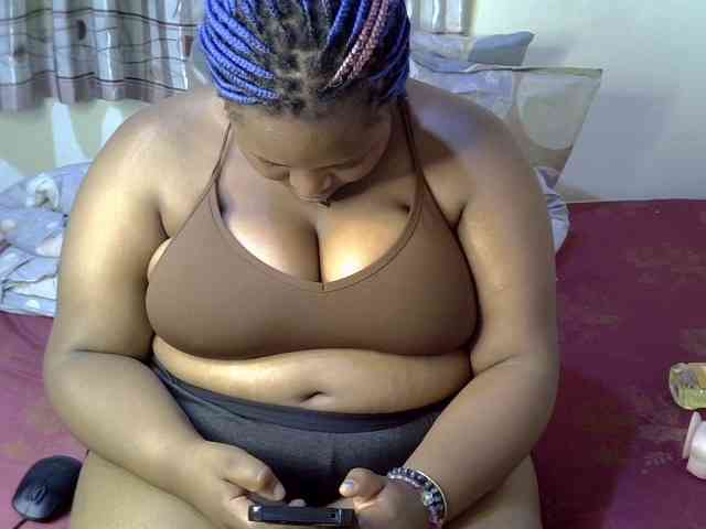 Sexydolly10 webcam