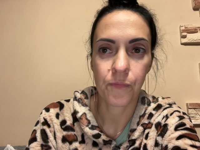 elena1983 live cam on BongaCams