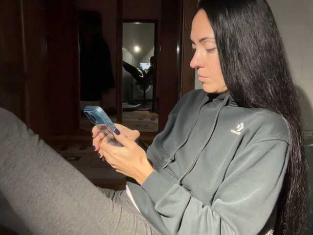 elena1983 live cam on BongaCams