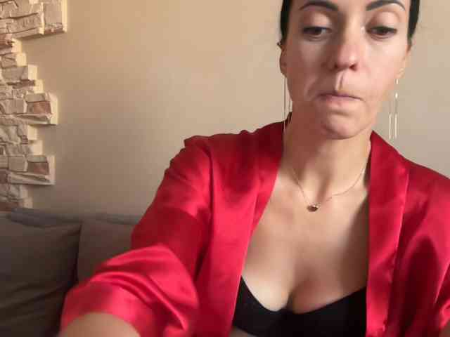 elena1983's webcam live show