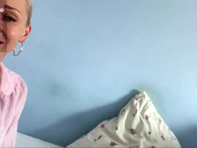 AngellaDingell live cam on BongaCams