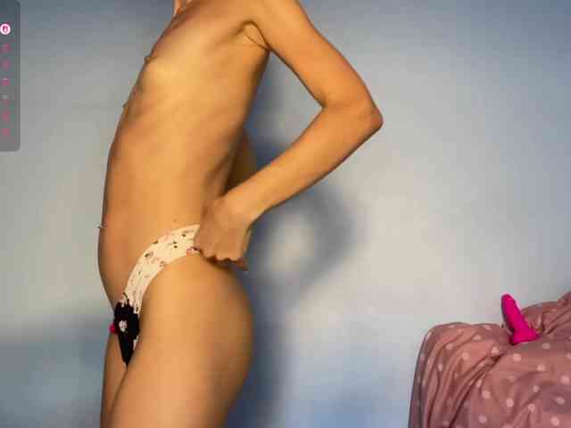 Model: AngellaDingell