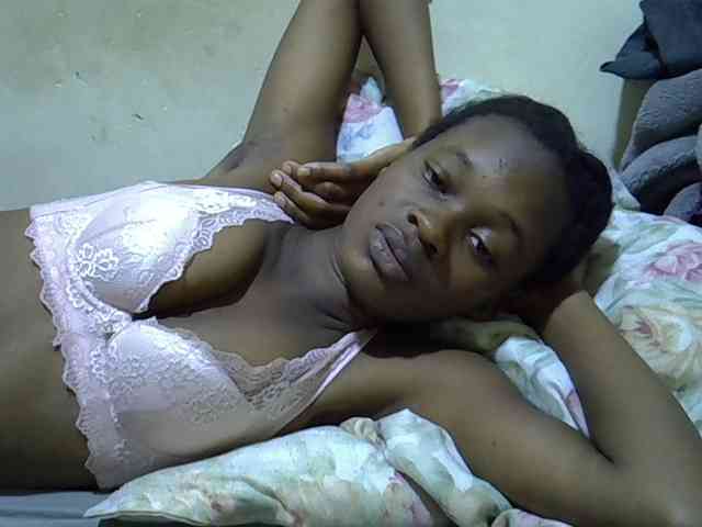 Model: empress-rose