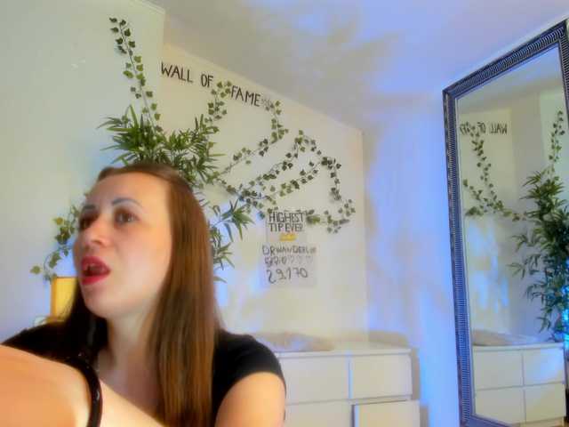Sex chat gratuit in direct cu Aryanette pe BongaCams