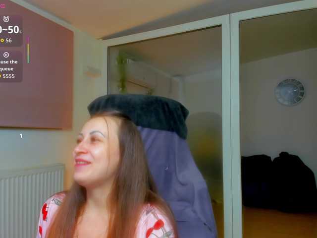 Aryanette live cam preview