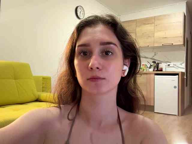 DionShotwell — live female cam on BongaCams