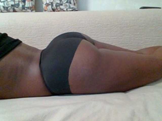 Sweatcandy live cam on BongaCams