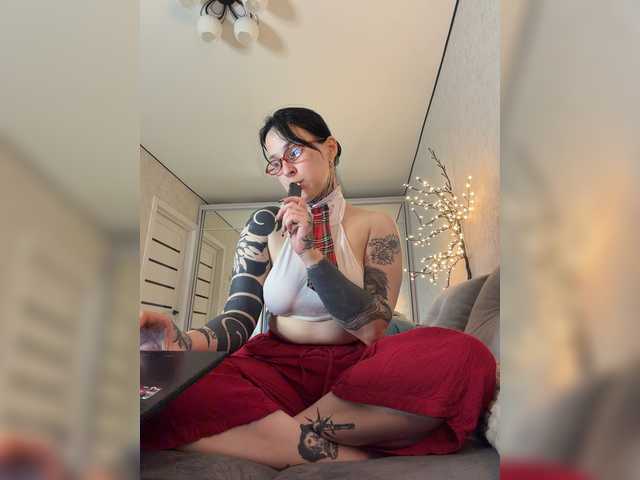 HarleyBlack live cam on BongaCams