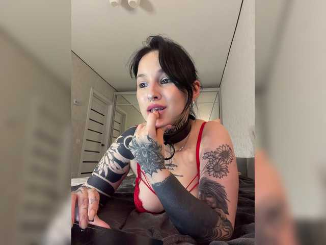 HarleyBlack live cam on BongaCams