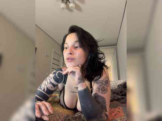 Model: HarleyBlack