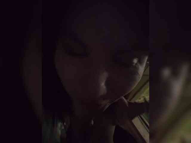 Aksinia0905 webcam