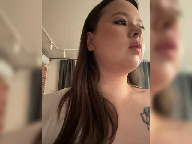 Kamillamrr live cam on BongaCams